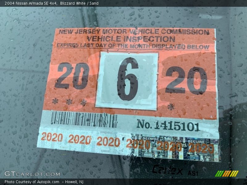 Blizzard White / Sand 2004 Nissan Armada SE 4x4