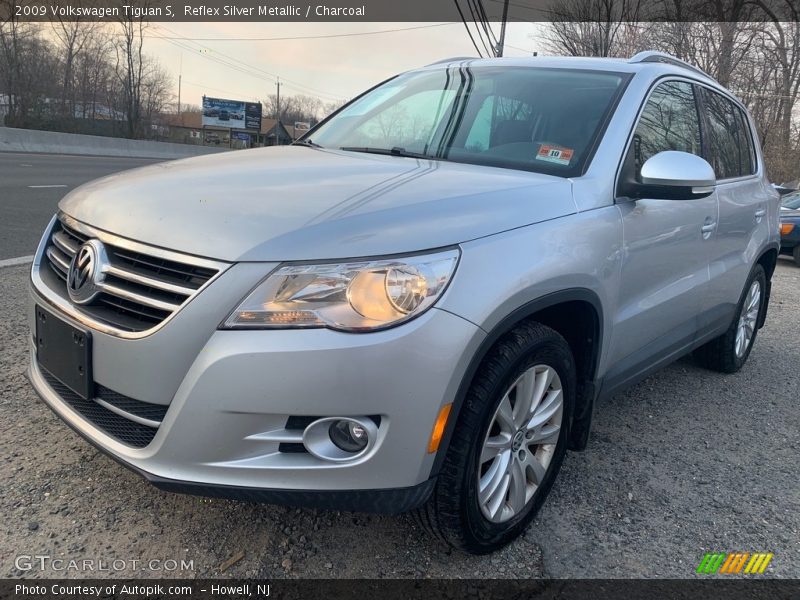 Reflex Silver Metallic / Charcoal 2009 Volkswagen Tiguan S
