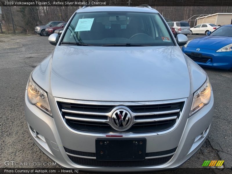 Reflex Silver Metallic / Charcoal 2009 Volkswagen Tiguan S