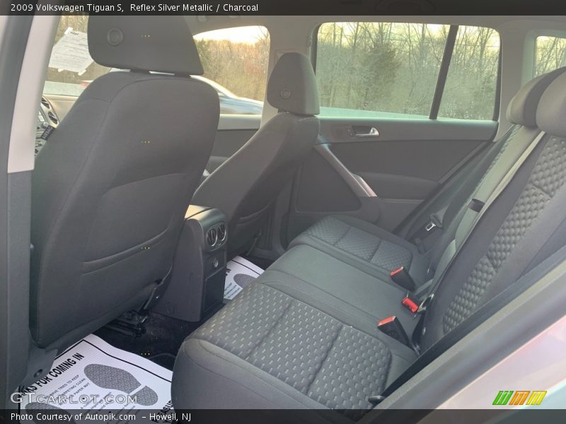 Reflex Silver Metallic / Charcoal 2009 Volkswagen Tiguan S