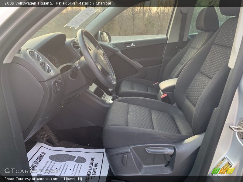 Reflex Silver Metallic / Charcoal 2009 Volkswagen Tiguan S