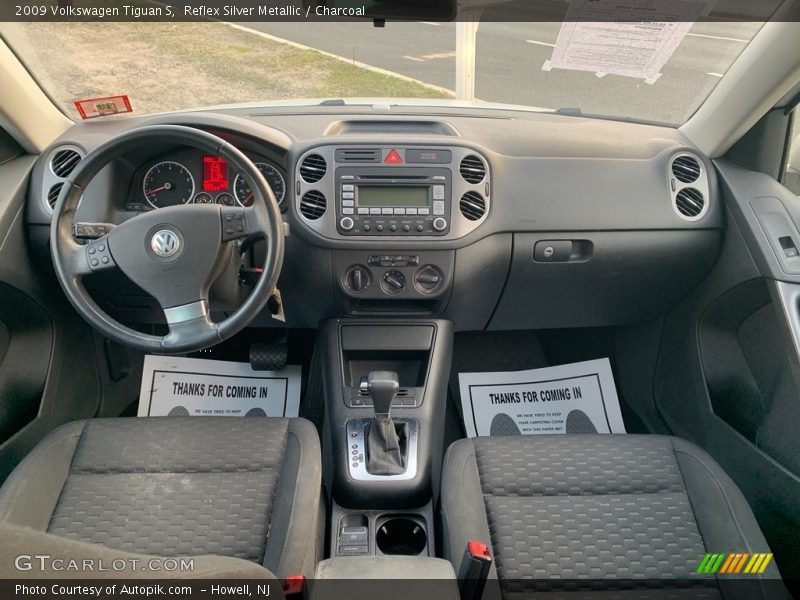 Reflex Silver Metallic / Charcoal 2009 Volkswagen Tiguan S