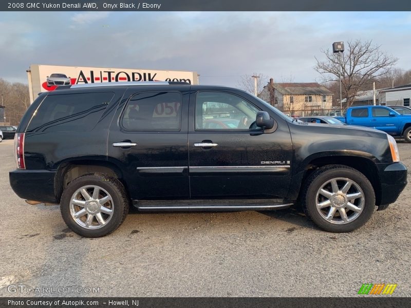 Onyx Black / Ebony 2008 GMC Yukon Denali AWD