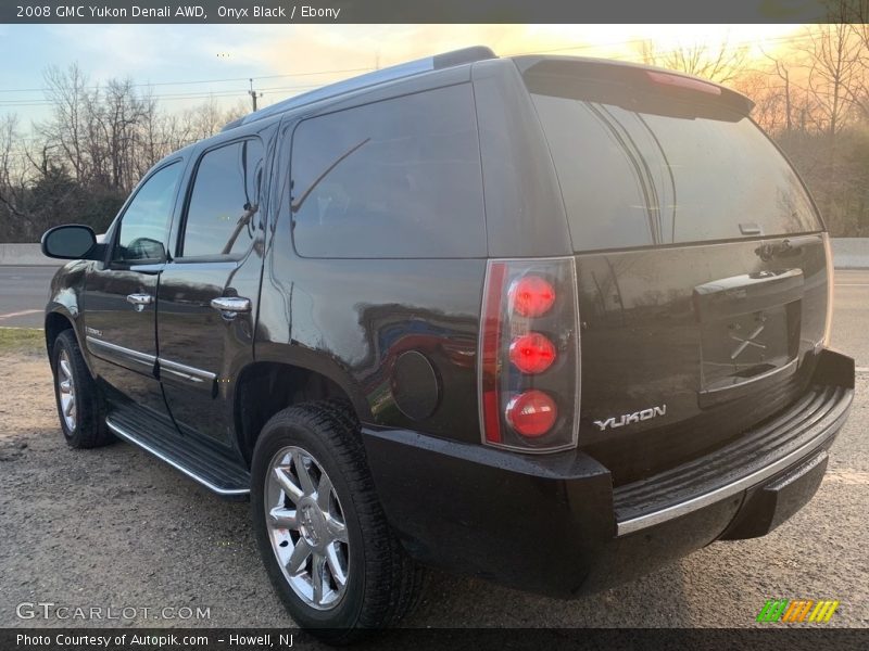 Onyx Black / Ebony 2008 GMC Yukon Denali AWD