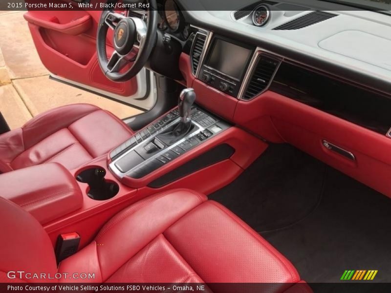 White / Black/Garnet Red 2015 Porsche Macan S
