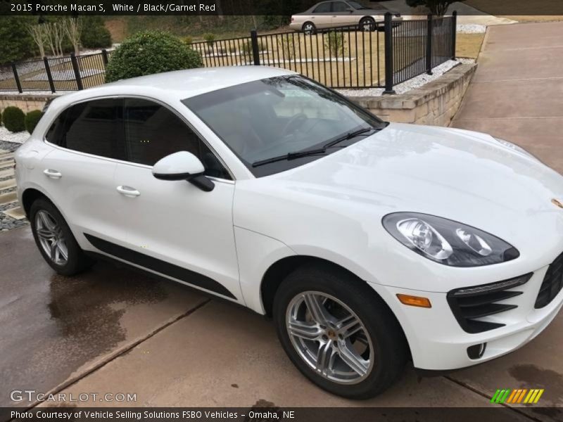 White / Black/Garnet Red 2015 Porsche Macan S