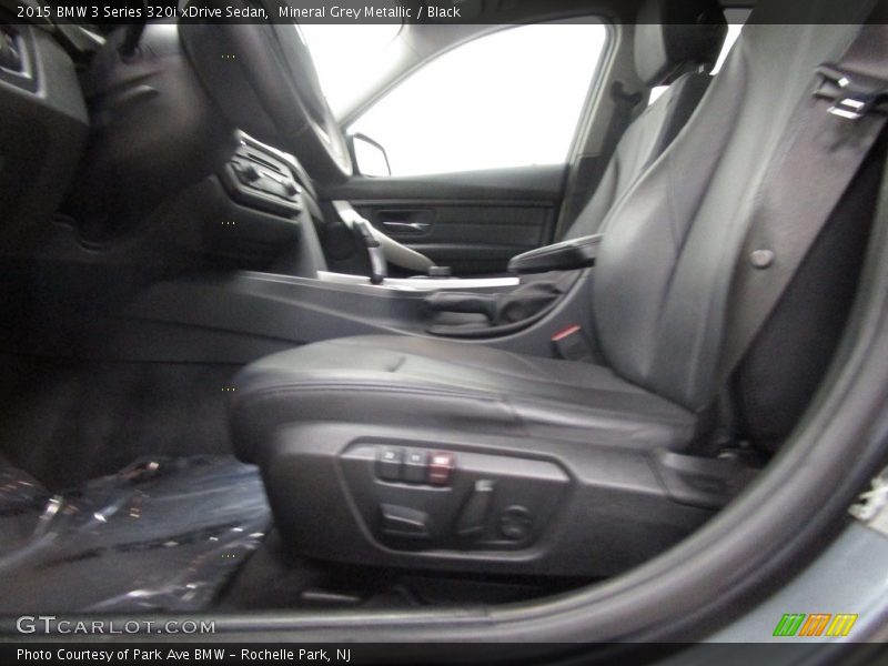 Mineral Grey Metallic / Black 2015 BMW 3 Series 320i xDrive Sedan