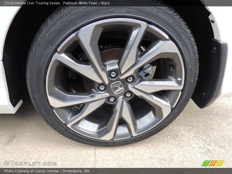 Platinum White Pearl / Black 2019 Honda Civic Touring Sedan