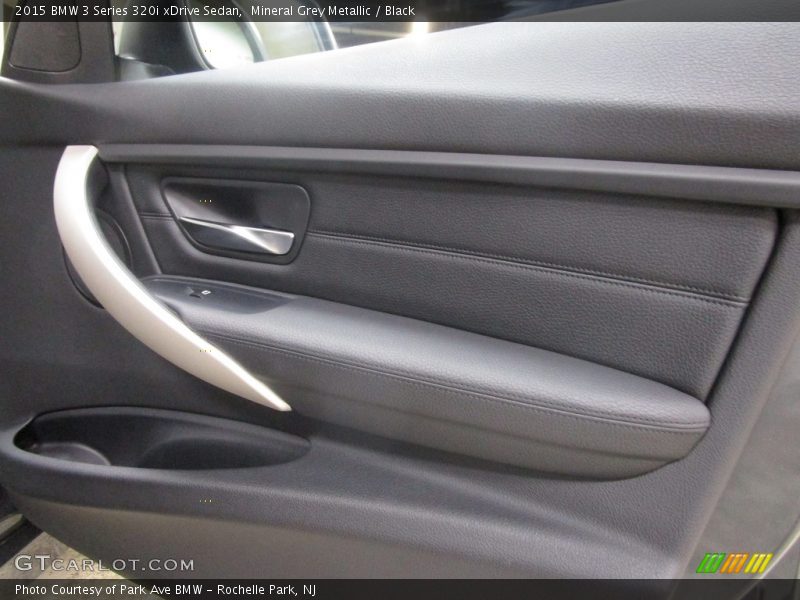 Mineral Grey Metallic / Black 2015 BMW 3 Series 320i xDrive Sedan