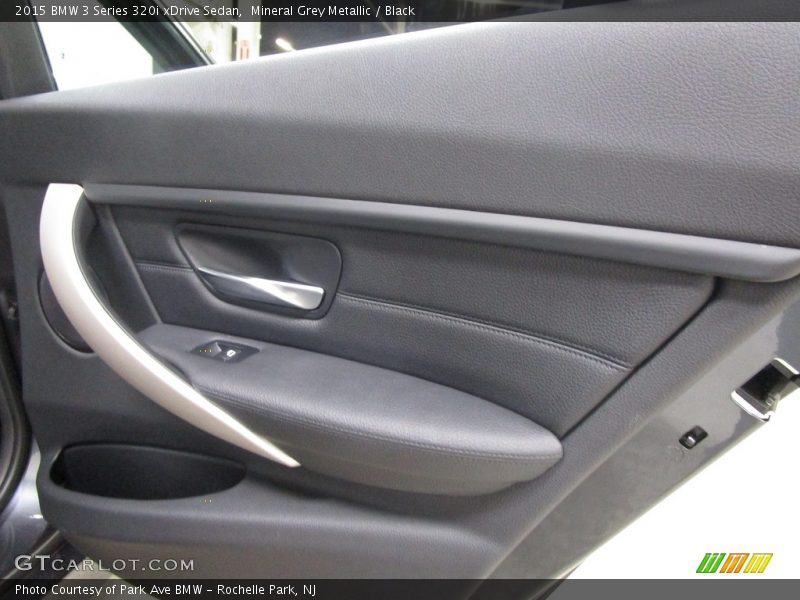 Mineral Grey Metallic / Black 2015 BMW 3 Series 320i xDrive Sedan