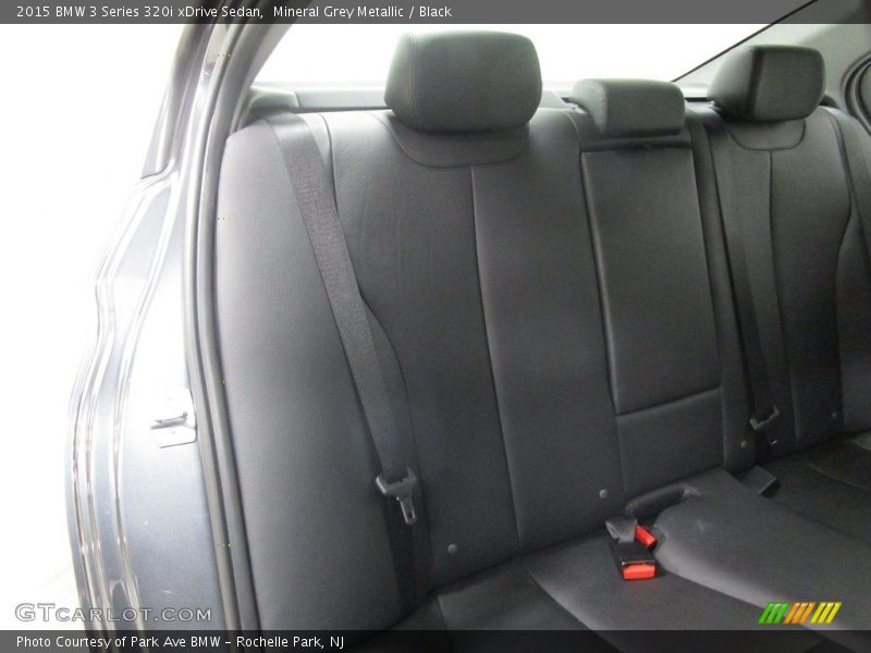 Mineral Grey Metallic / Black 2015 BMW 3 Series 320i xDrive Sedan