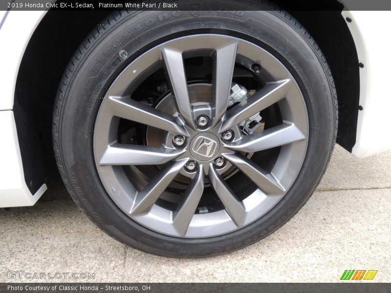 Platinum White Pearl / Black 2019 Honda Civic EX-L Sedan