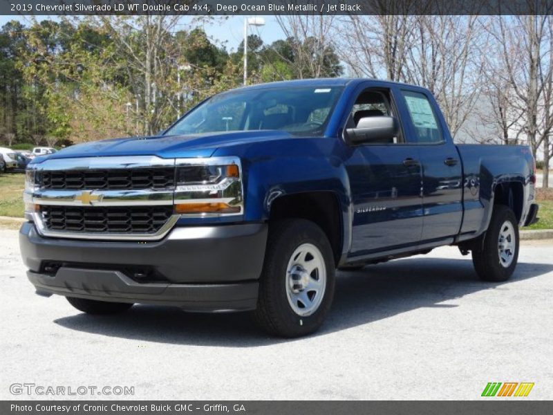 Front 3/4 View of 2019 Silverado LD WT Double Cab 4x4