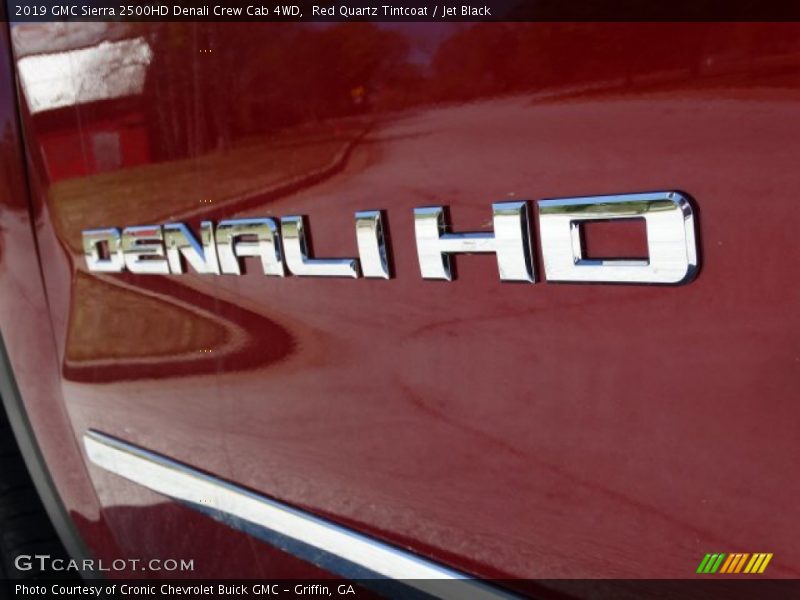 Red Quartz Tintcoat / Jet Black 2019 GMC Sierra 2500HD Denali Crew Cab 4WD