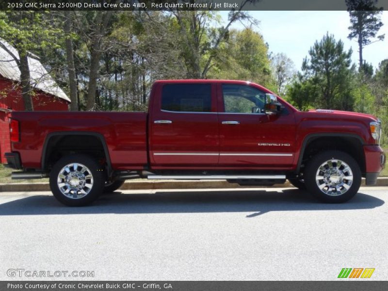 Red Quartz Tintcoat / Jet Black 2019 GMC Sierra 2500HD Denali Crew Cab 4WD