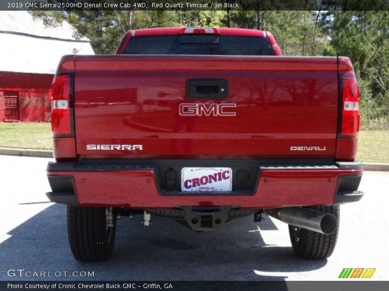 Red Quartz Tintcoat / Jet Black 2019 GMC Sierra 2500HD Denali Crew Cab 4WD
