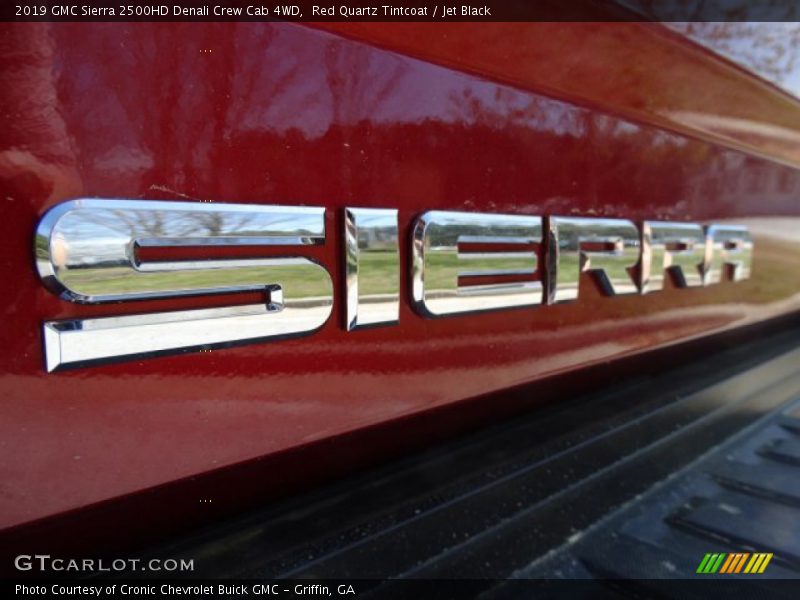 Red Quartz Tintcoat / Jet Black 2019 GMC Sierra 2500HD Denali Crew Cab 4WD