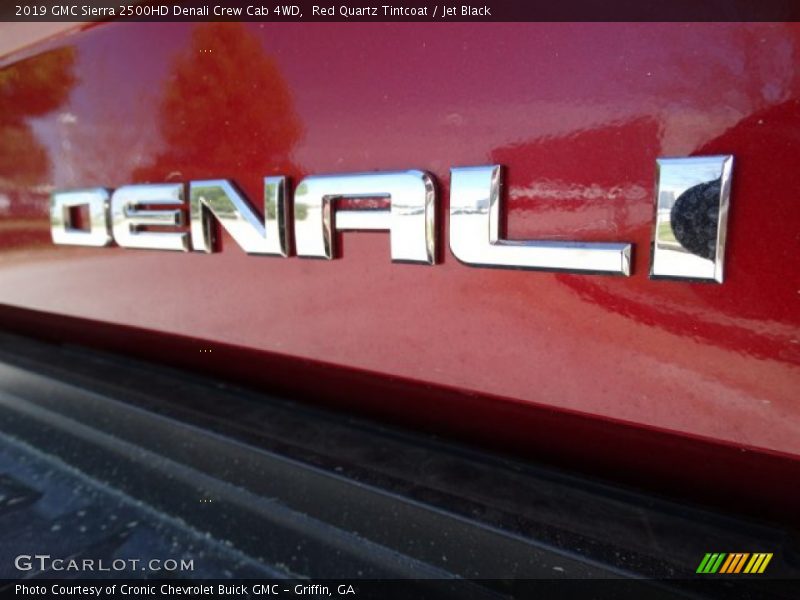 Red Quartz Tintcoat / Jet Black 2019 GMC Sierra 2500HD Denali Crew Cab 4WD