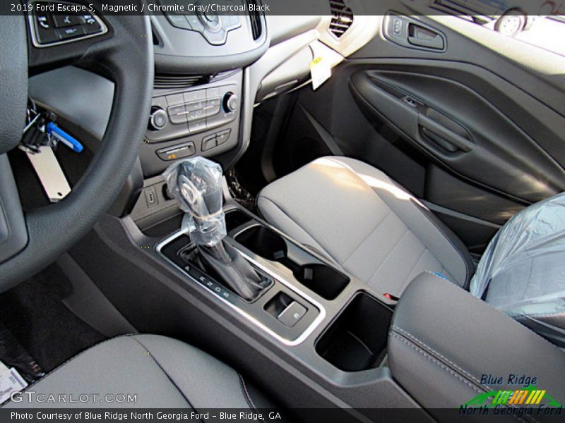 Magnetic / Chromite Gray/Charcoal Black 2019 Ford Escape S