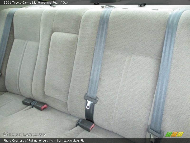 Woodland Pearl / Oak 2001 Toyota Camry LE