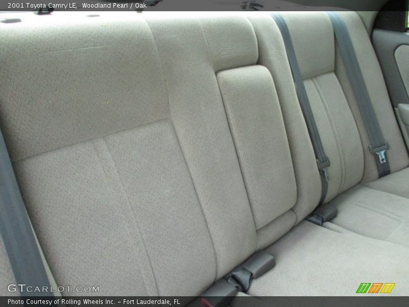 Woodland Pearl / Oak 2001 Toyota Camry LE