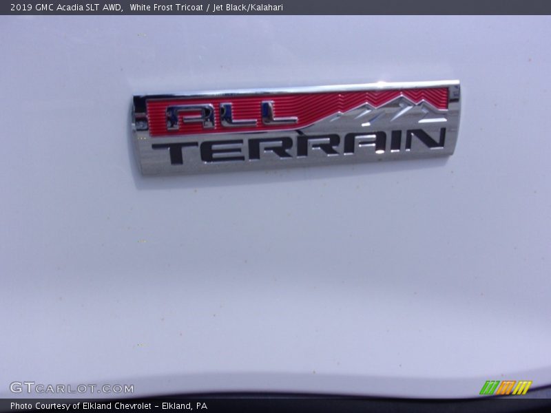 White Frost Tricoat / Jet Black/Kalahari 2019 GMC Acadia SLT AWD