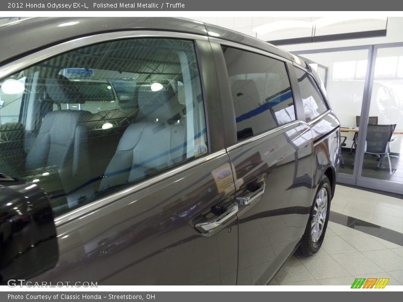 Polished Metal Metallic / Truffle 2012 Honda Odyssey EX-L
