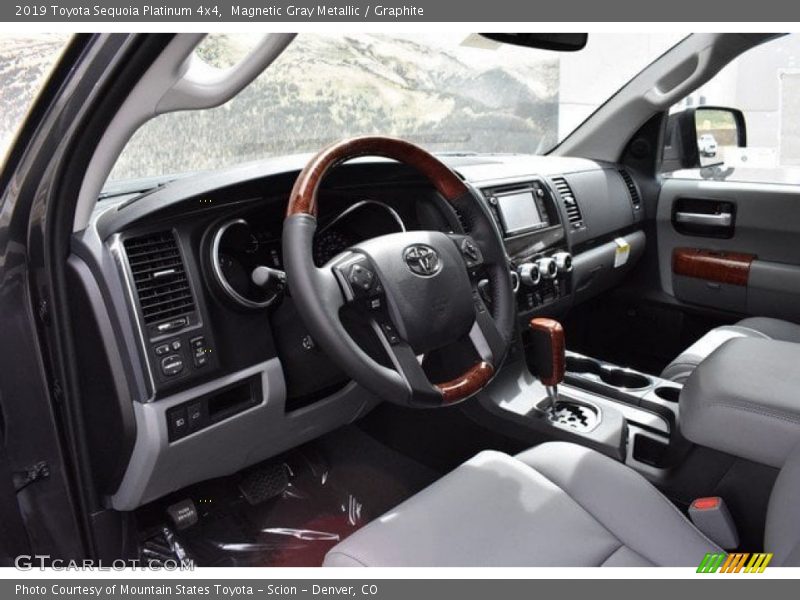 Magnetic Gray Metallic / Graphite 2019 Toyota Sequoia Platinum 4x4