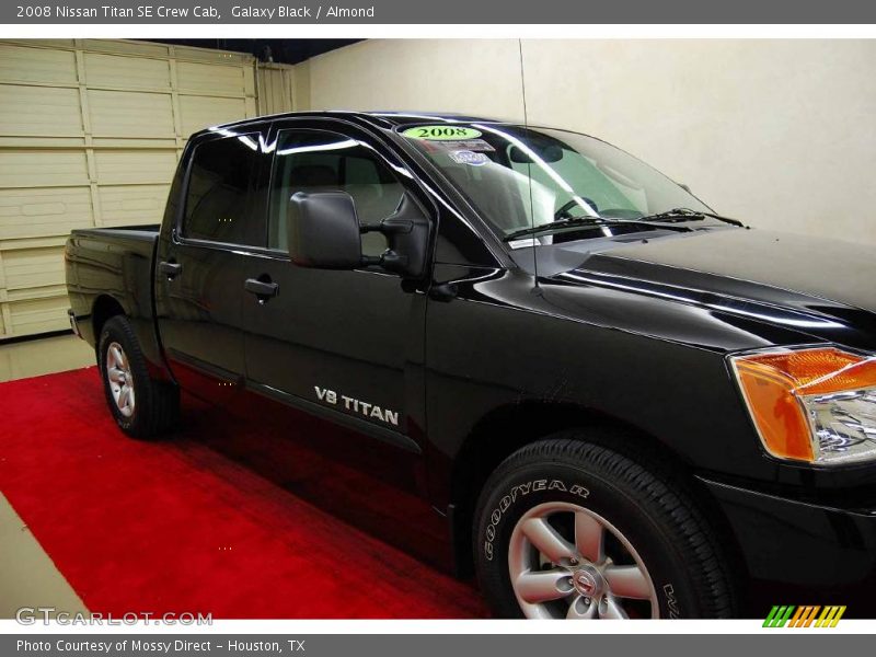 Galaxy Black / Almond 2008 Nissan Titan SE Crew Cab