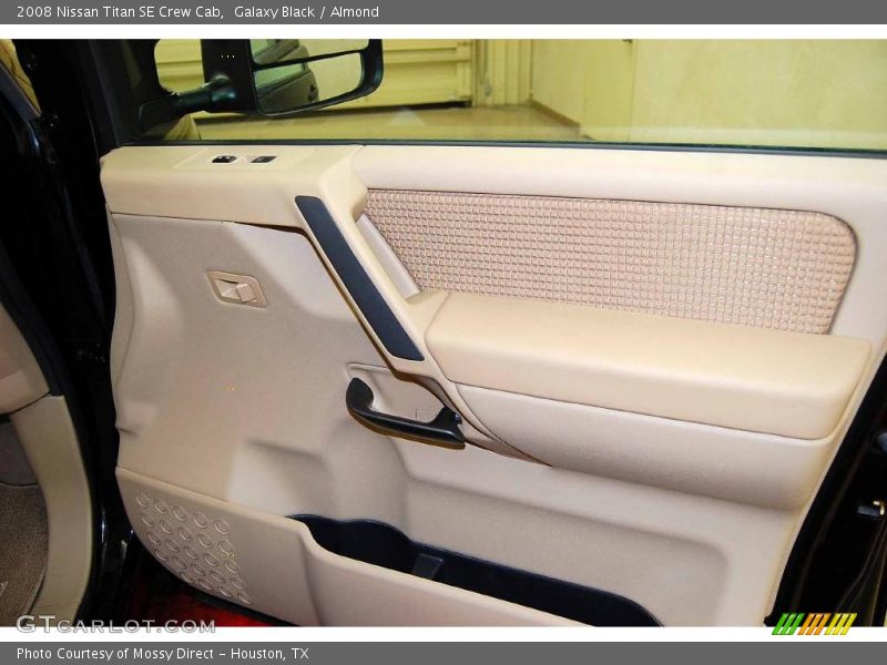 Galaxy Black / Almond 2008 Nissan Titan SE Crew Cab