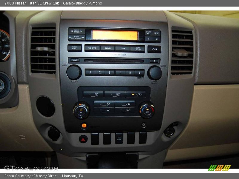 Galaxy Black / Almond 2008 Nissan Titan SE Crew Cab