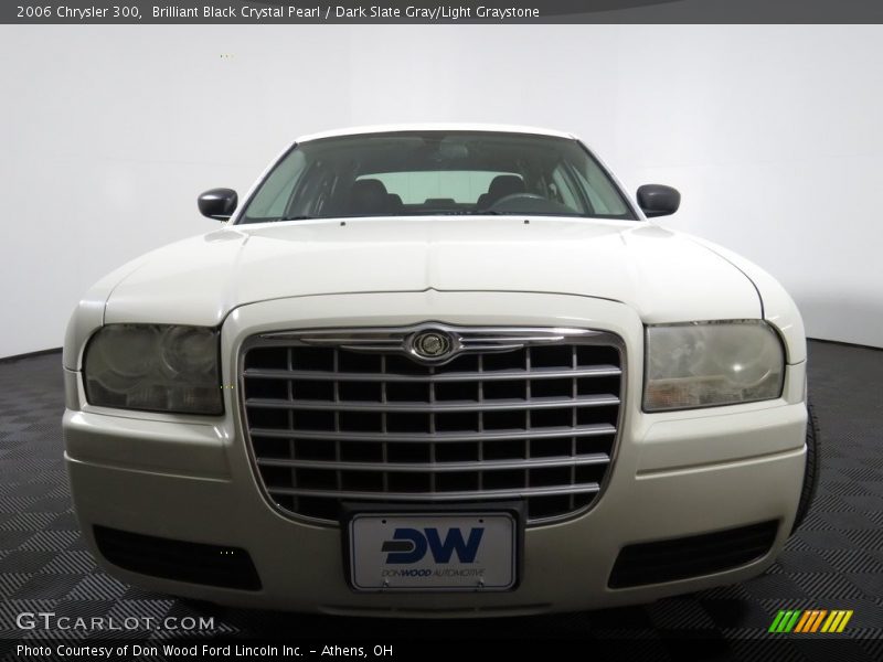 Brilliant Black Crystal Pearl / Dark Slate Gray/Light Graystone 2006 Chrysler 300