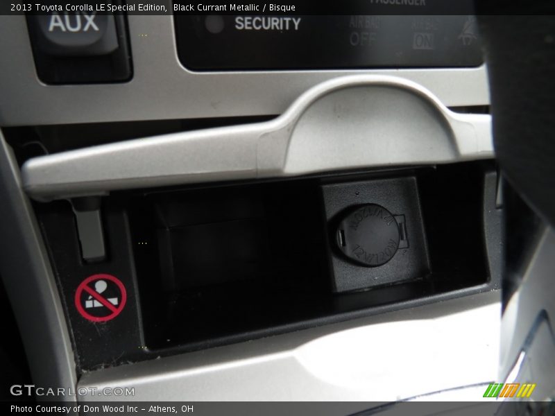 Black Currant Metallic / Bisque 2013 Toyota Corolla LE Special Edition