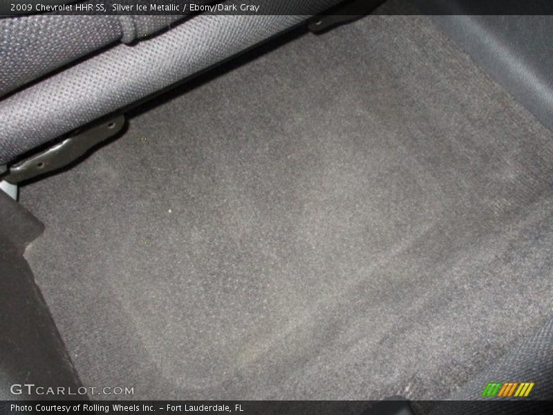 Silver Ice Metallic / Ebony/Dark Gray 2009 Chevrolet HHR SS