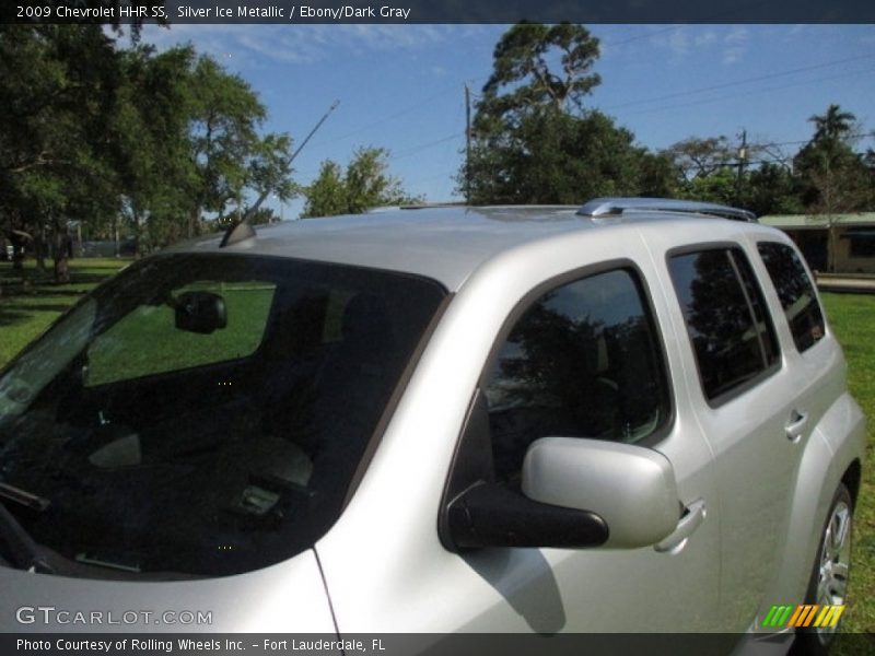Silver Ice Metallic / Ebony/Dark Gray 2009 Chevrolet HHR SS