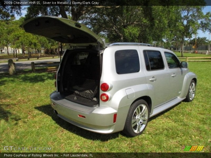 Silver Ice Metallic / Ebony/Dark Gray 2009 Chevrolet HHR SS