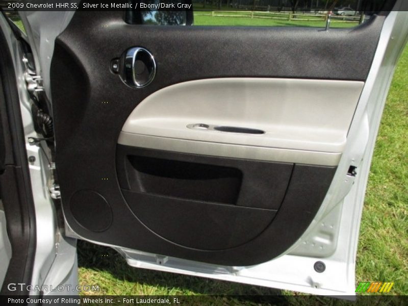 Silver Ice Metallic / Ebony/Dark Gray 2009 Chevrolet HHR SS