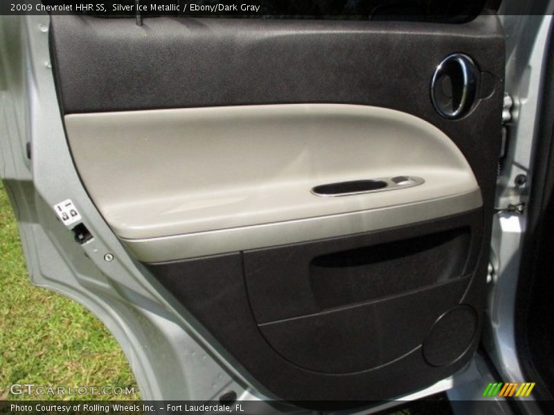 Silver Ice Metallic / Ebony/Dark Gray 2009 Chevrolet HHR SS