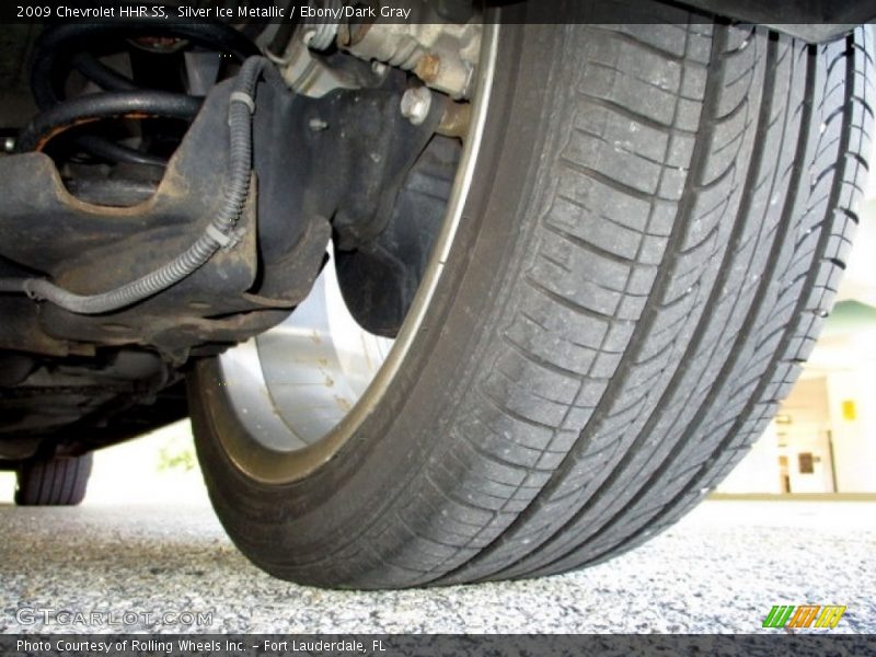 Silver Ice Metallic / Ebony/Dark Gray 2009 Chevrolet HHR SS