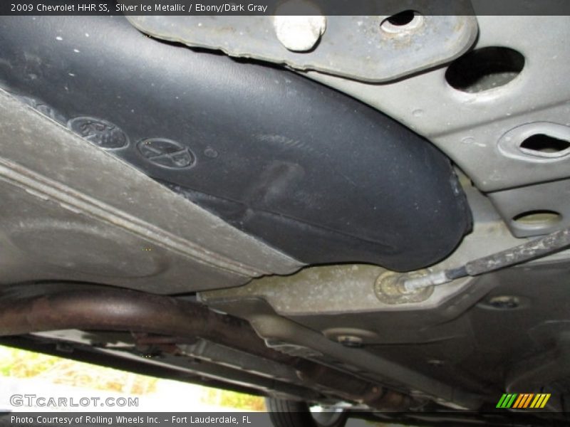 Silver Ice Metallic / Ebony/Dark Gray 2009 Chevrolet HHR SS