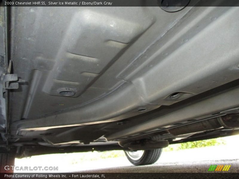 Silver Ice Metallic / Ebony/Dark Gray 2009 Chevrolet HHR SS