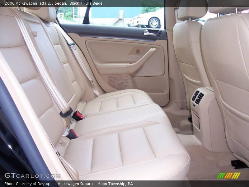 Black / Pure Beige 2006 Volkswagen Jetta 2.5 Sedan