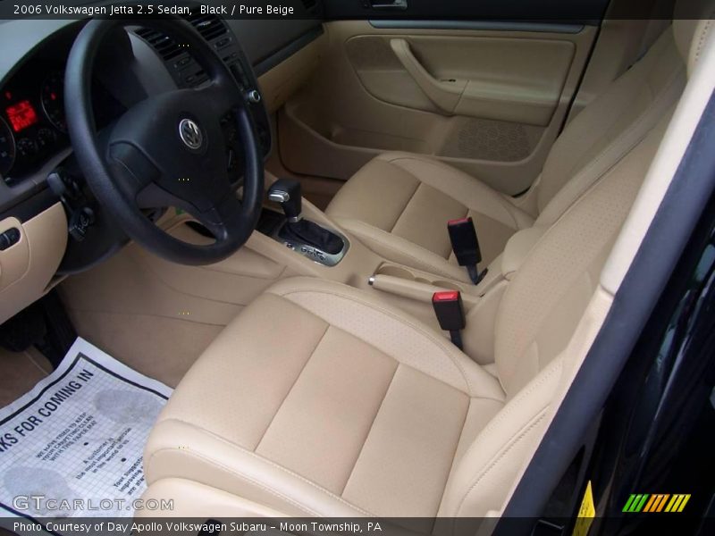 Black / Pure Beige 2006 Volkswagen Jetta 2.5 Sedan
