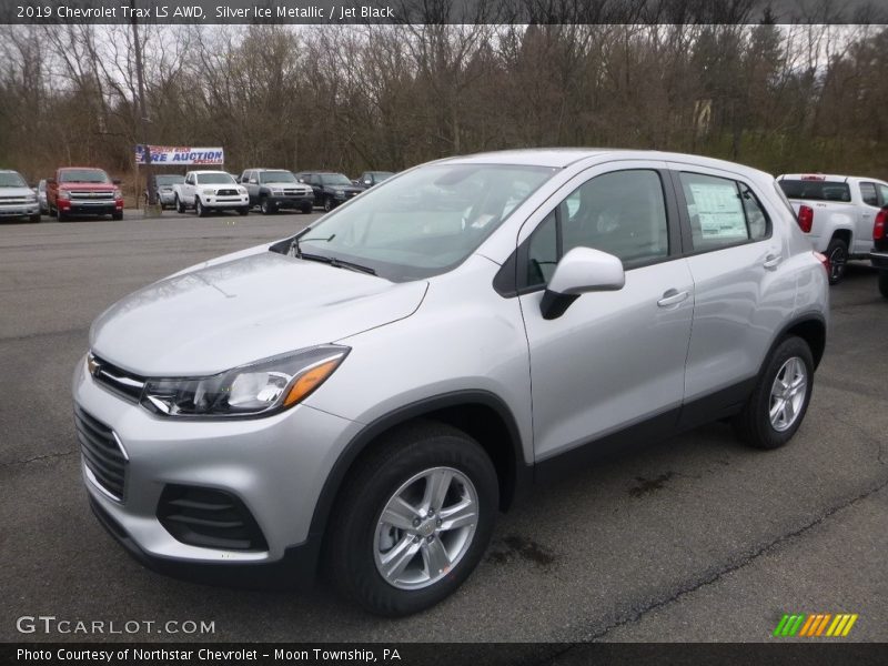 Silver Ice Metallic / Jet Black 2019 Chevrolet Trax LS AWD