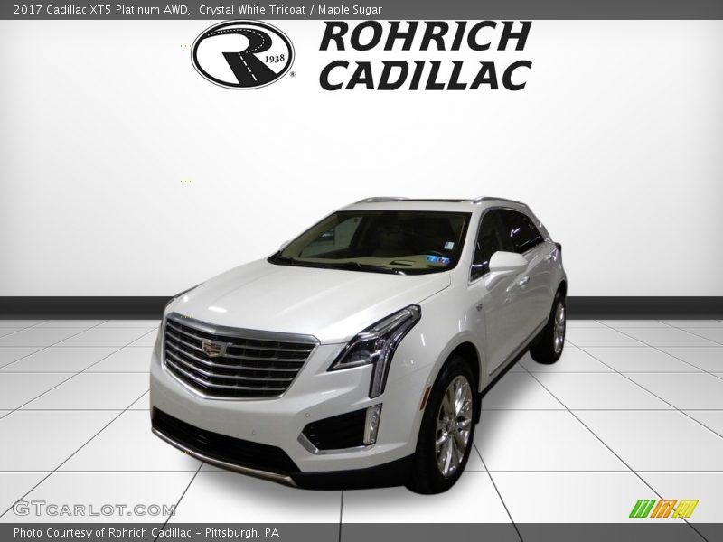 Crystal White Tricoat / Maple Sugar 2017 Cadillac XT5 Platinum AWD