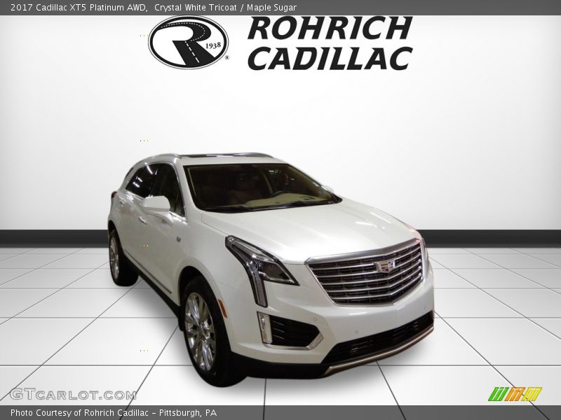 Crystal White Tricoat / Maple Sugar 2017 Cadillac XT5 Platinum AWD