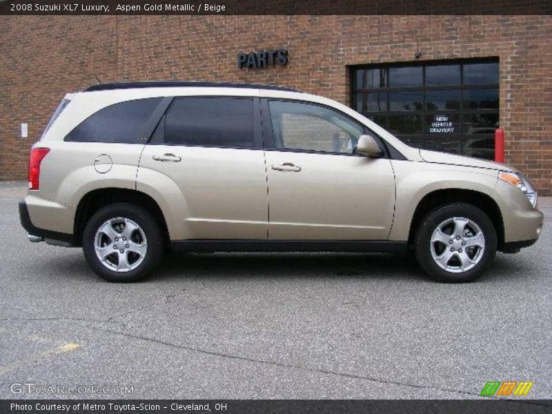 Aspen Gold Metallic / Beige 2008 Suzuki XL7 Luxury