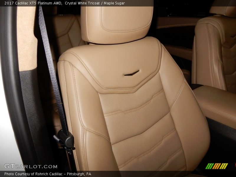 Crystal White Tricoat / Maple Sugar 2017 Cadillac XT5 Platinum AWD