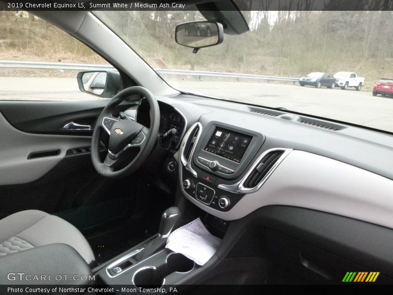 Summit White / Medium Ash Gray 2019 Chevrolet Equinox LS