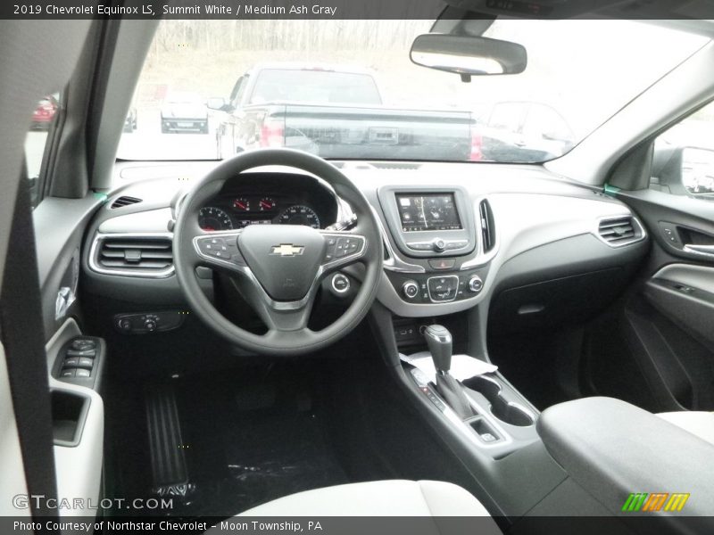 Summit White / Medium Ash Gray 2019 Chevrolet Equinox LS